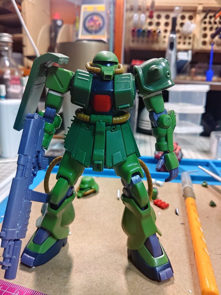 とりあえず自分の模型製作の引き出しを増やすべく筆塗り全塗装に挑戦です使用塗料はあまり人気のないアクリジョンです!!