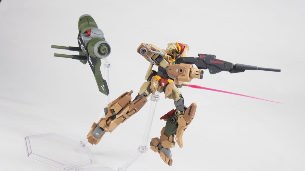 背中のバオリパックと分離。