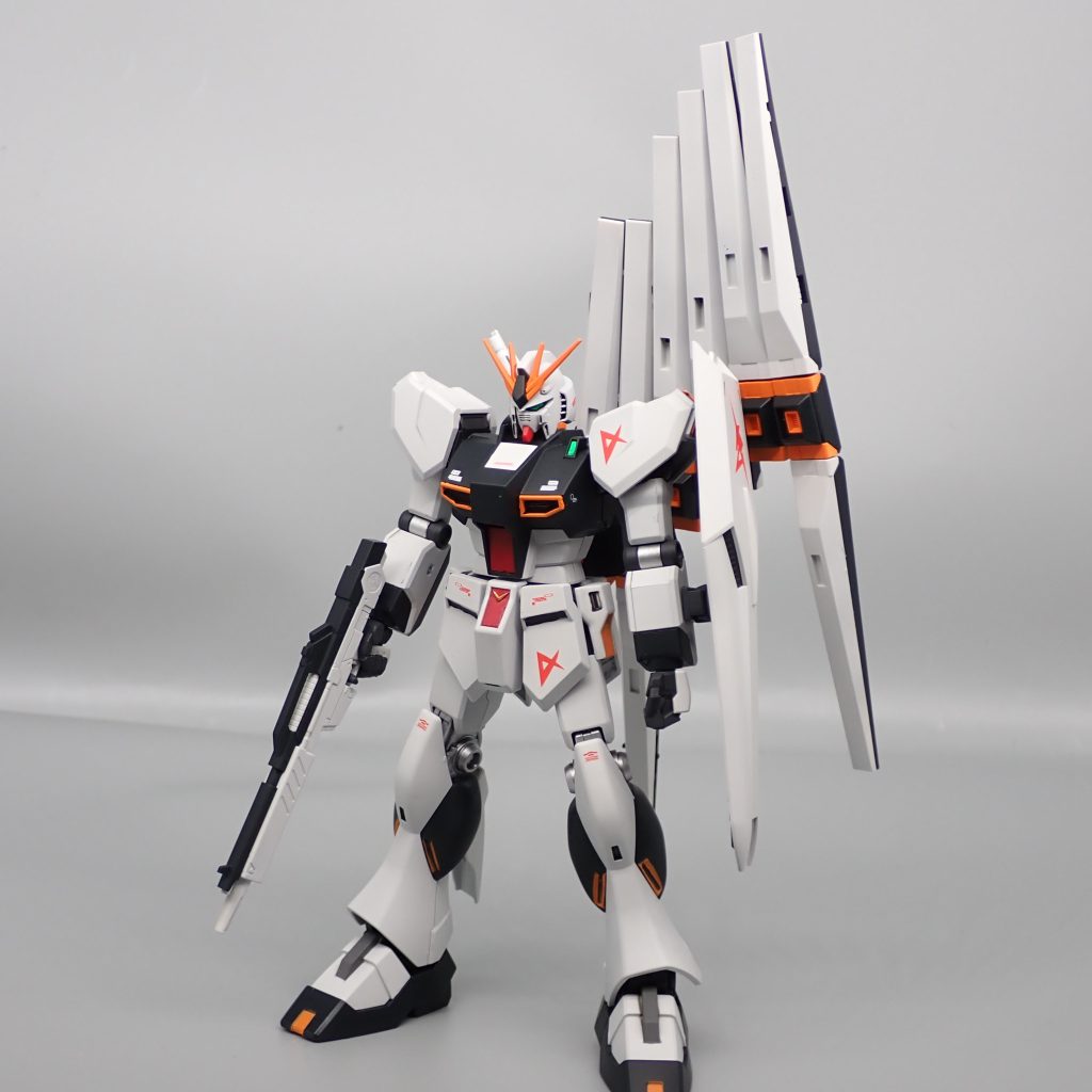 ニューガンダム–3枚目/制作者：アンジェロのプラモデル工房