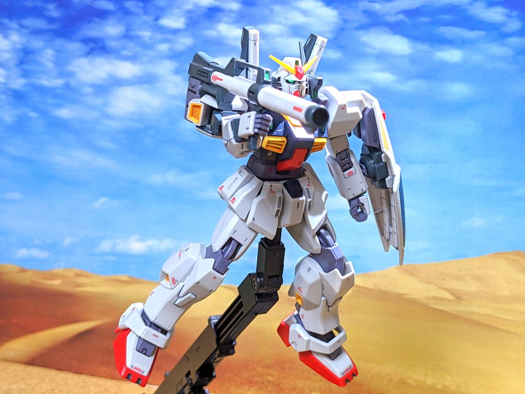 ガンダムMk-2と百式、色々な背景でお手軽撮影