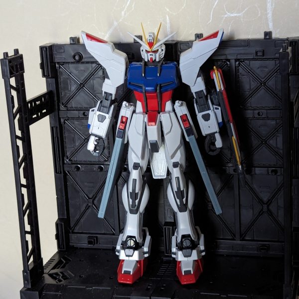 ビルドストライクフリーダムガンダム