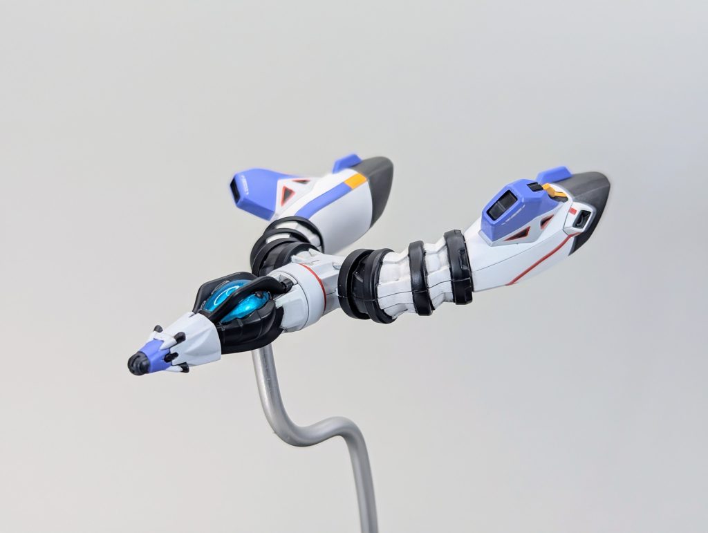 コアファイターの機首の塗り分けも地味にエグいです‥(gundam-kao9)しかもTV放送で確認すると、若干配色違うんだよなぁ‥(gundam-kao10)