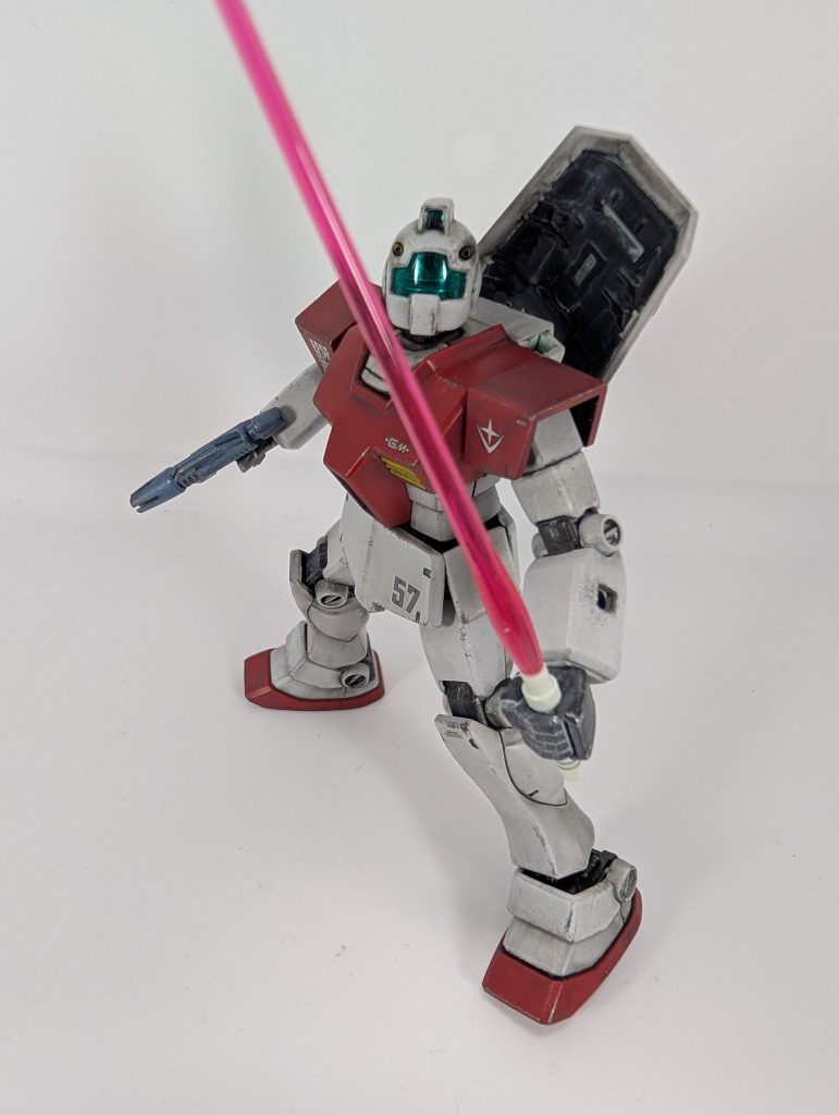 どうやっても弱そうに見えて…たまらん(zaku-kao6)量産型は最高です!