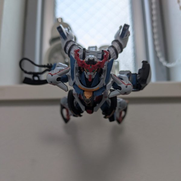 飛ぶジークアクス（飛んでない）