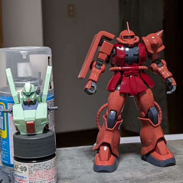HG MS-06SザクII ORIGIN赤い彗星Ver&HGUC RGM-89Jジェガンノーマルタイプ製作中!!シャアザクは組立完了で明日からデカール。乾燥などで間ができるのでその間にF91ジェガンも組立開始!