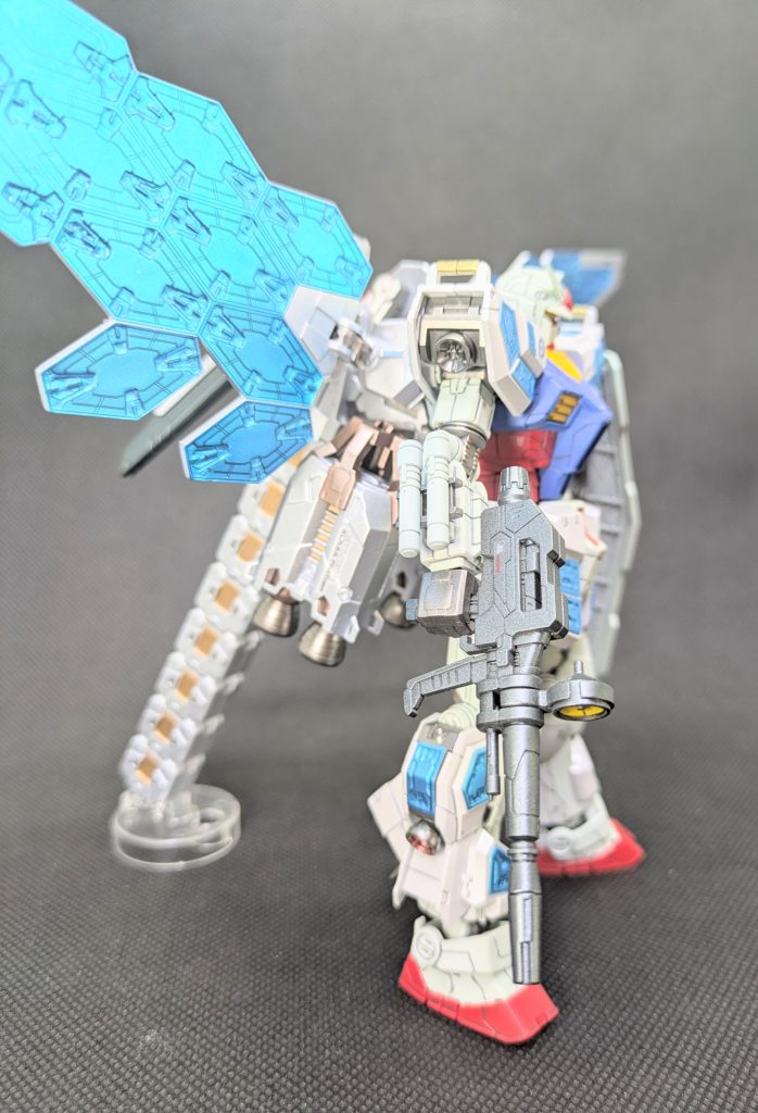 サイドショット右✨️バックパックは以前使用した実車塗料の ブルーイッシュシルバーメタ を吹きました😊