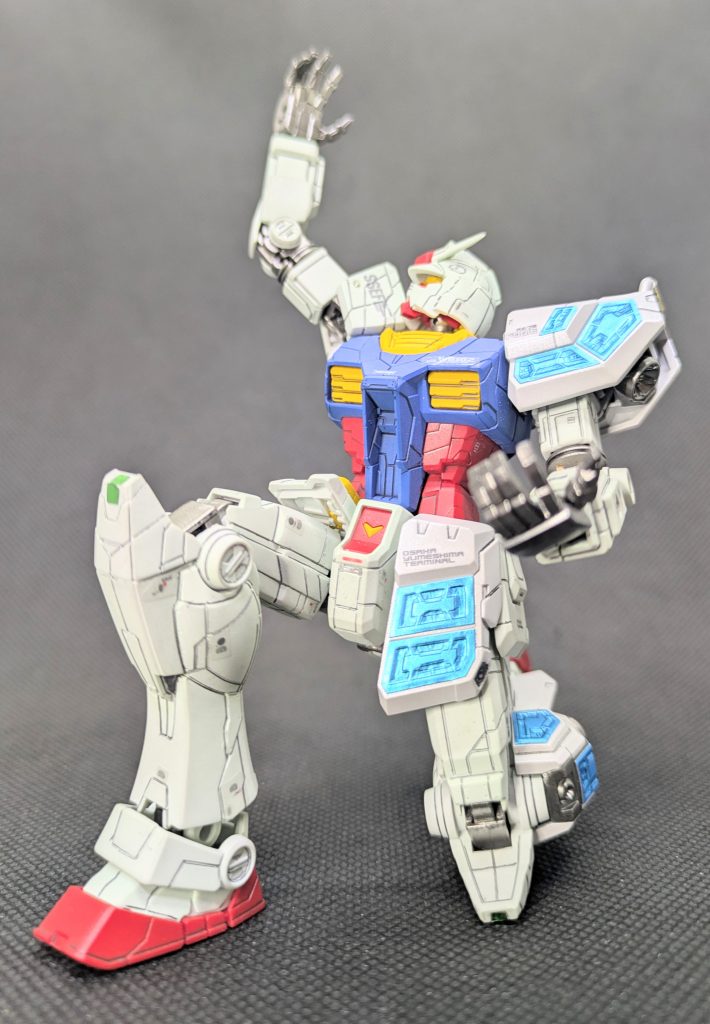 【万博ガンダム】といえば、このポージングはしないわけにはいかない😂