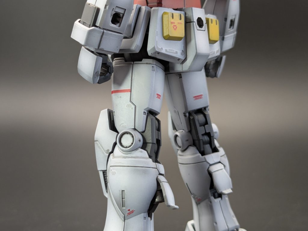 関節はメカサフスーパーヘヴィとジャーマングレーで塗り分け分かりにくいですが、艶なしと艶ありで結構印象が変わります