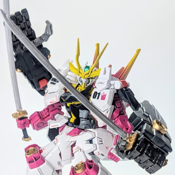 戦国アストレイ頑駄無（鬼塚夏美 専用機）