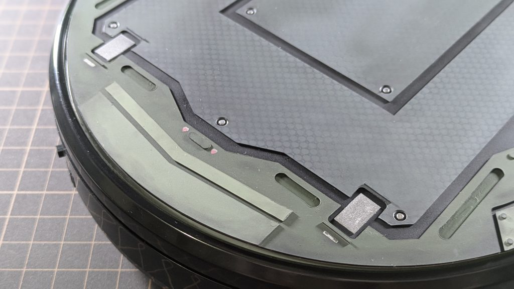 ジオン軍格納庫風の回転台アレンジ制作–4枚目/制作者：@iwashi_pla