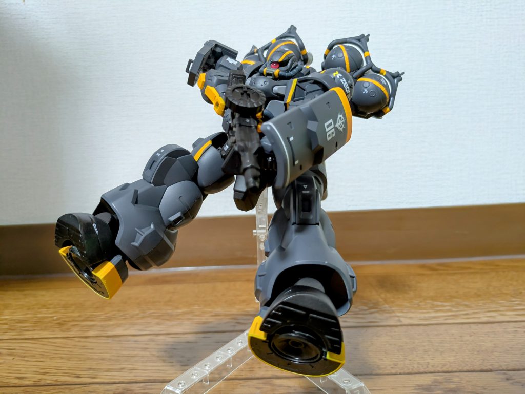 GQuuuuuuXver. ザク！