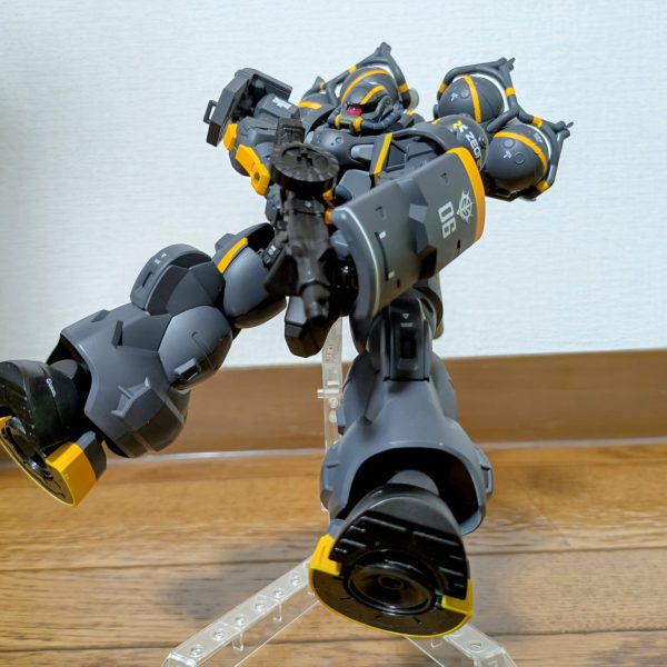 GQuuuuuuXver. ザク！