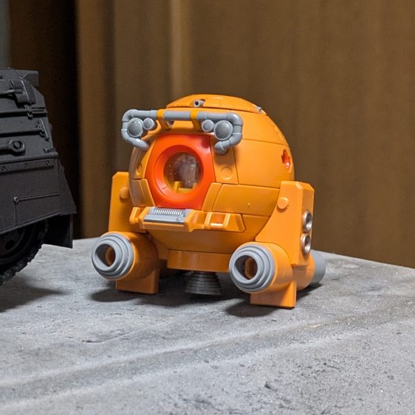 HGUCボールK型製作中!今までのジークアクスから時を巻き戻してジークアクスオリジナルシリーズに登場した人物、登場予定人物の一年戦争中の様子を描くために製作中。シナリオは一年戦争中盤のルナツーにて第7連合宇宙艦隊MS実験隊第3小隊(ボールK型運用 )所属時のシイコ・スガイや一年戦争後半にヨーロッパ反攻作戦の第一段階だった第二次ノルマンディー上陸作戦に国連海兵隊の陸戦型ジムで参加したランディ・スミス(後にジークアクスでラサ基地跡に降下したマチュが出会ったヘクター・ハモンドの同僚のPMC隊員)になる予定。