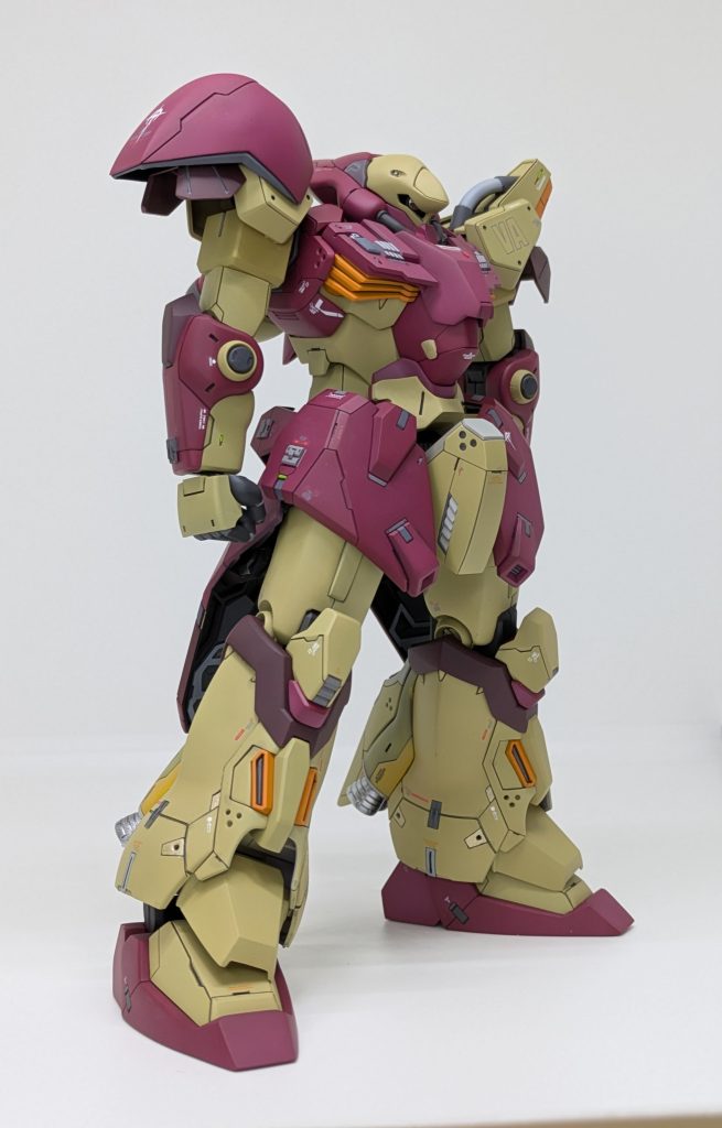 腰を2ミリ、太腿を5ミリ、つま先を2ミリ、踵を1ミリ延長、足カバーを分厚くしてます