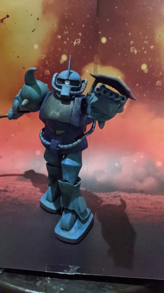 左手の指先の穴もしっかりあけてます。