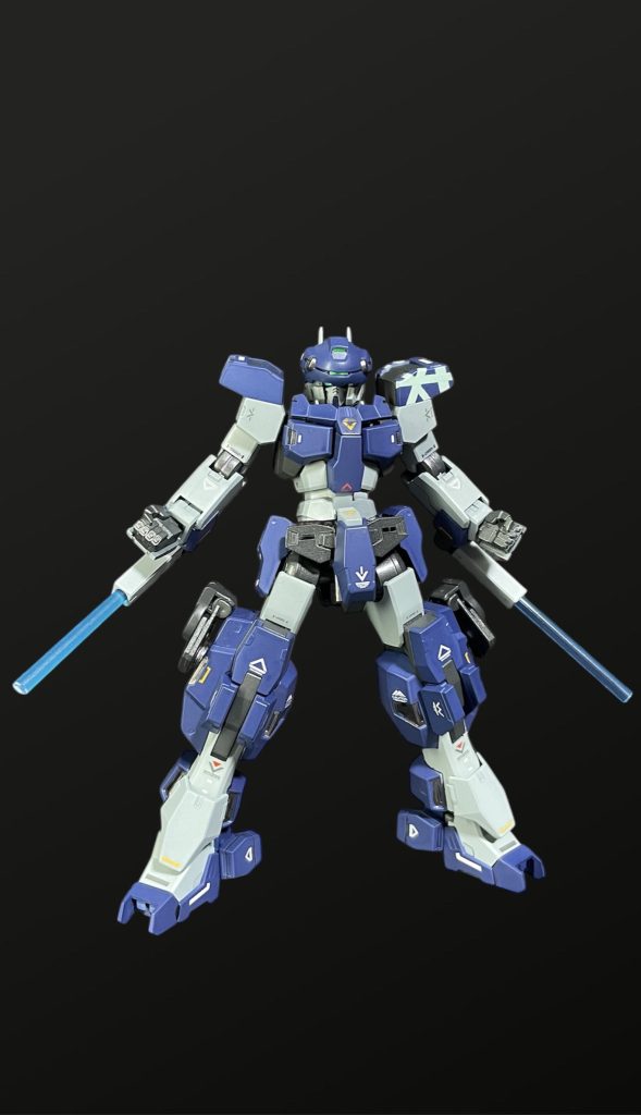 さて、腕に付いていたのはやはりトンファーです(笑 初代マーリックの時もそうでしたが、もともとバーチャロイドのアファームドを凄く意識しながら作っていたのでトンファーは必ず付けたいと思っていました👍🏻✨ トンファーの取り付け方法は前回よりもスマートに取り付ける事が出来たので今回の方が気に入ってます😊