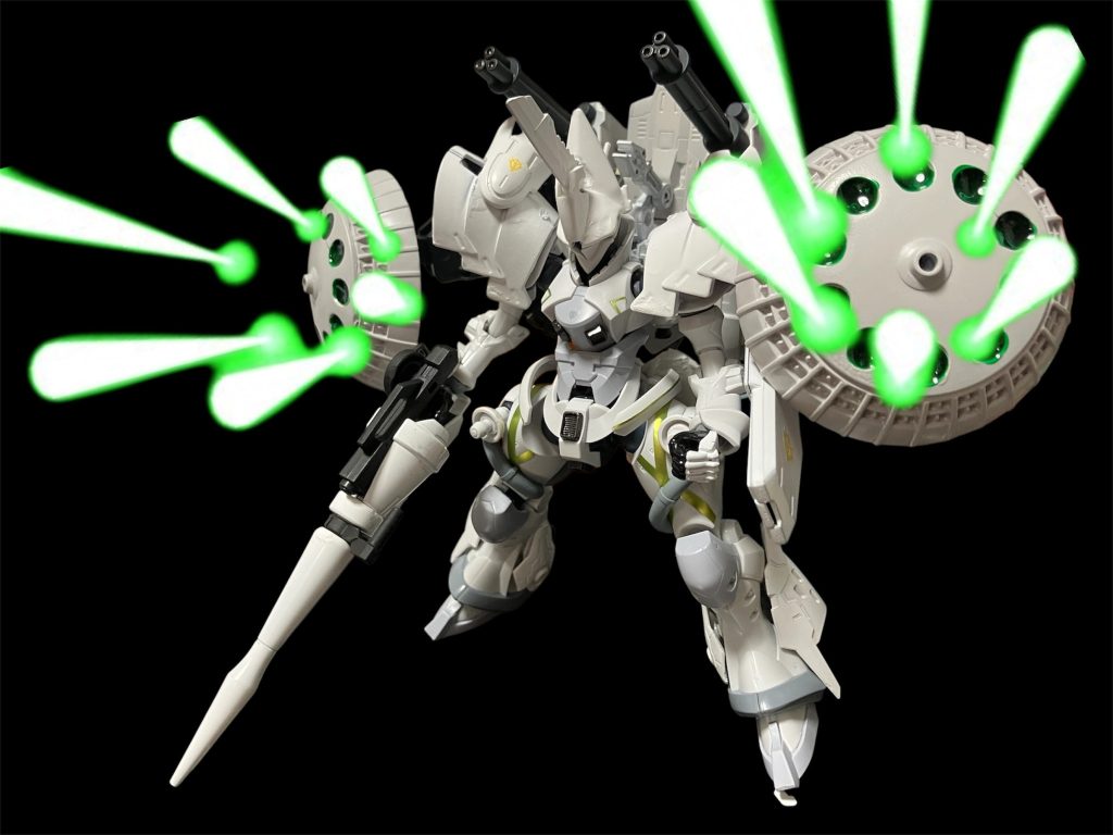 シールドはラウンドバインダーに^_^表面砲による連装ビーム砲^_^