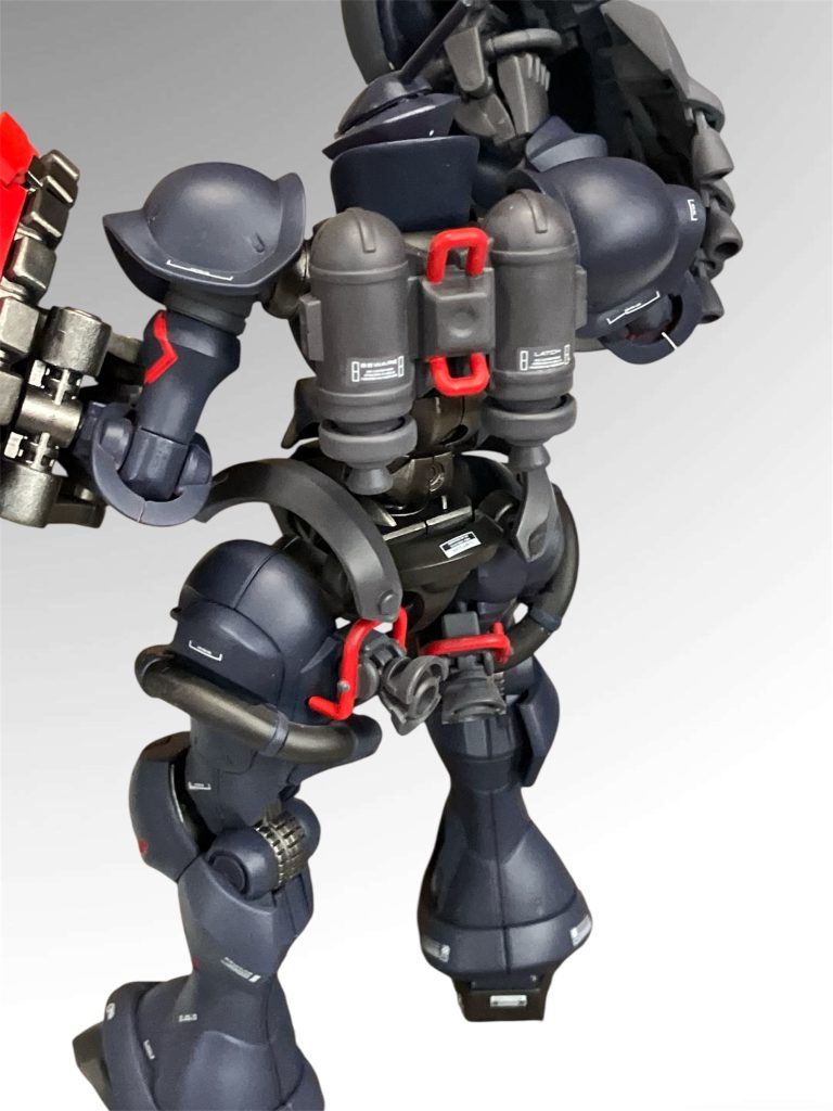 後ろも頑張って塗り分けしました