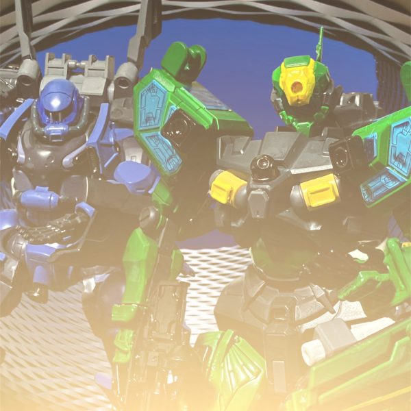 満身創痍な愛機が離れていく。キケロガも同様に。ご面倒掛けます。・・・ありがとう。いいってことさ^_^ネモのパイロットが請け負う。2機が核融合炉と激突。爆風をザクとネモがそれぞれ覆って守る。閃光に飲み込まれていくビグ・レックス。ここにザビ家の殲滅装置は終わった。おたく、ジオンに戻れないだろ？戦友のよしみで弁護士くらい紹介するぜ？・・・よろしくお願いします。親しげなネモのパイロットに頼む。ハイザックに移送されるシャリアは会釈のみ。だが互いにそれで充分。ハマーンが戦死した本日、エグザベのネオジオンでの戦いは終わった。〜宇宙世紀0100〜エグザベ中佐、エグザベ中佐！どうかされましたか？・・・いや、外を見ていた。すまない。報告を続けてくれ。はい、アジア地区のジオン残党の動きが活発化しているようです。ヨーロッパ地区・・・・0088 あのあとエゥーゴに投降した俺は裁判・監察を経て軍籍をエゥーゴに移し、後に外郭機動部隊「ロンド・ベル」にてジオン残党と戦う。シャリア中佐は、0090に消息を絶った。噂じゃ木星船団に同行したとあるが。第二次ネオジオン紛争を経て、俺は地球圏内勤務に移り、実戦から離れデスクワークに明け暮れた。そして0100・・・・あれから小規模な紛争が起こりはしつつも鎮圧されるの繰り返し。だが、自分自身が直面する機会すらないので、そう言った話はどこか達観してしまう。それでも生死の狭間に生きていた頃と比べて幸せだろう。本来自分が求めてたNTの幸せとは、普通の人と変わらず殺し合わずに生きていくことだった。ふと見上げる夜空を見て、すでに手にしたことを未だに実感できず、帰路に帰るのだった。終 （5枚目）