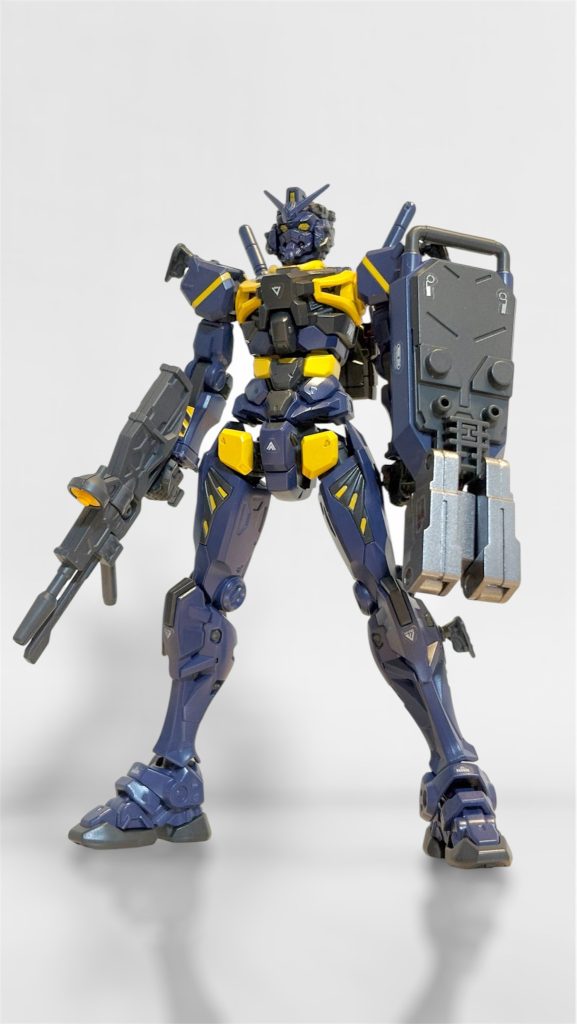 白いガンダムの時の黄色が印象的だったので、多めに入れてます