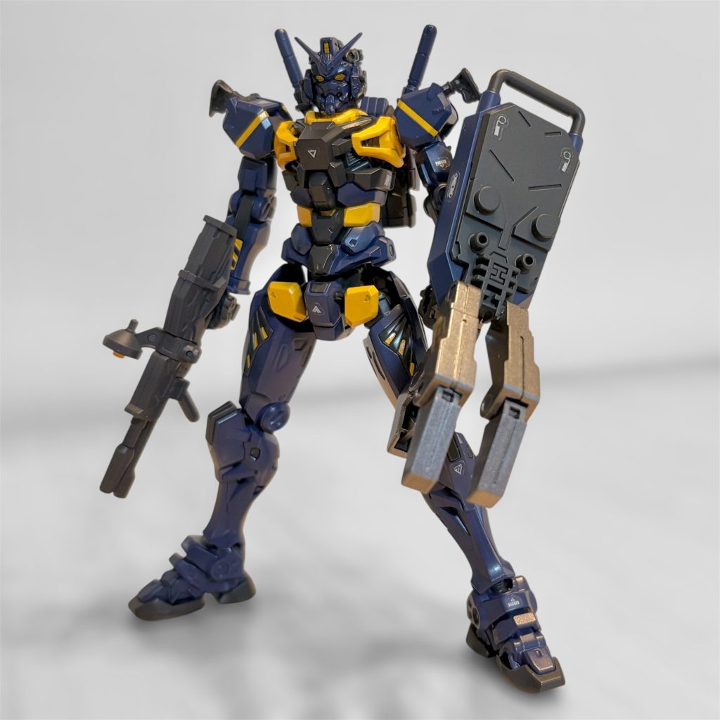 他のMSとラインが違い過ぎて、並べると目立ちます。