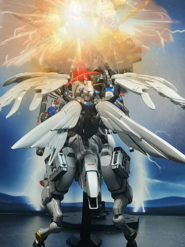 至近距離からのツインバスターライフルとドライツヴァークが火を吹く❗️「必殺❗️エンドレスラグナロクバスター‼️(終わりなき終末の終結)」