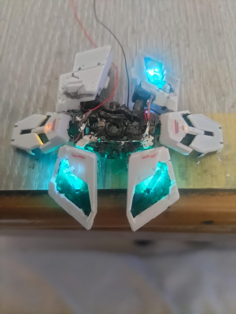 腰アーマー完成😊 