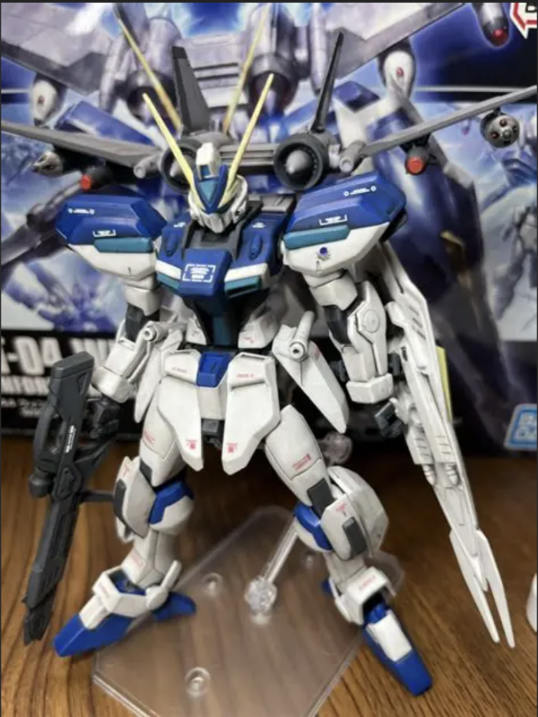 量産機はジムのように盾を前面にするのが基本ですね。ライジングフリーダムのやられ役として購入したのですが、肝心のライジングフリーダムがまだ塗装できてないです。