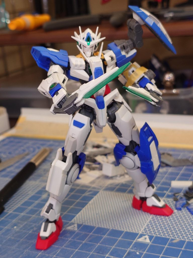 GNダガー。バインダーの横にネオジム磁石でくっつけます。