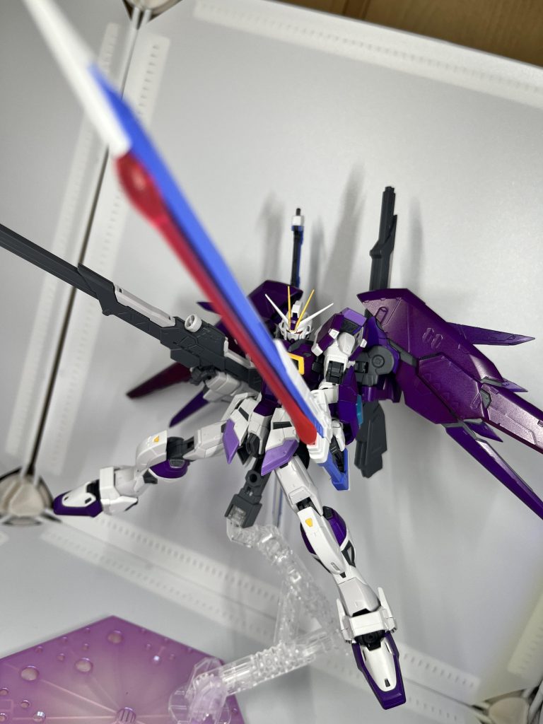 エクスカリバーレーザー対艦刀ソードインパルスの装備と同一RGソードインパルスのランナーがそのまま入ってました