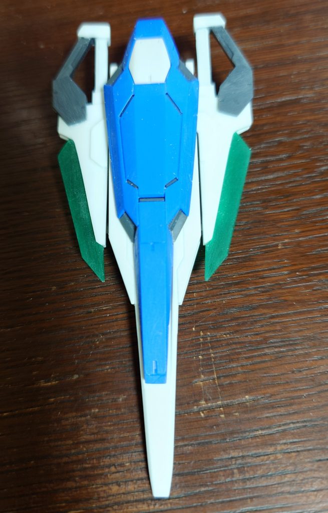 ネオジム仕込んだあとにダガーの形状が気に食わなくなって作り直そうか考えましたが結局このデザインで落ち着きました。