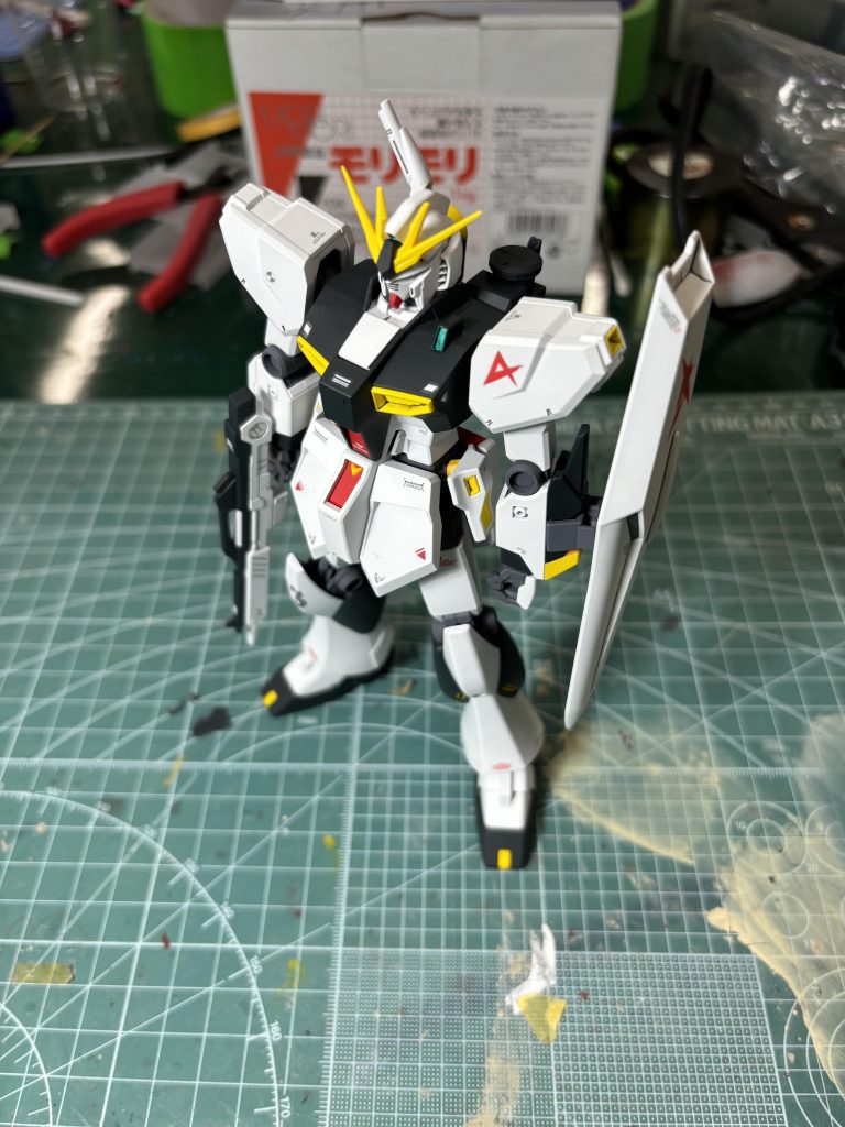 ご覧いただきありがとうございました!◉塗装色白:ホワイト、紺:ネイビーブルー、赤:モンザレッド、黄:イエロー(オレンジイエローとかにすればよかった)、フレーム:メカサフHEAVY