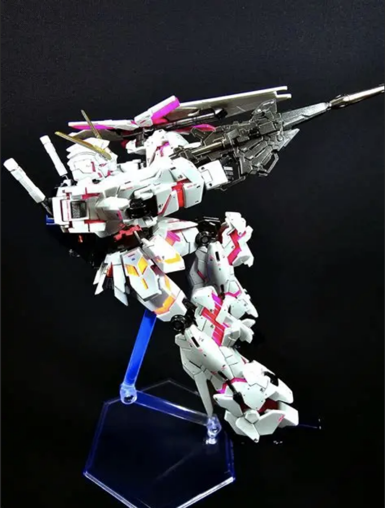 HGUC ユニコーンガンダム　デストロイモード–2枚目/制作者：黒刃=C-lover