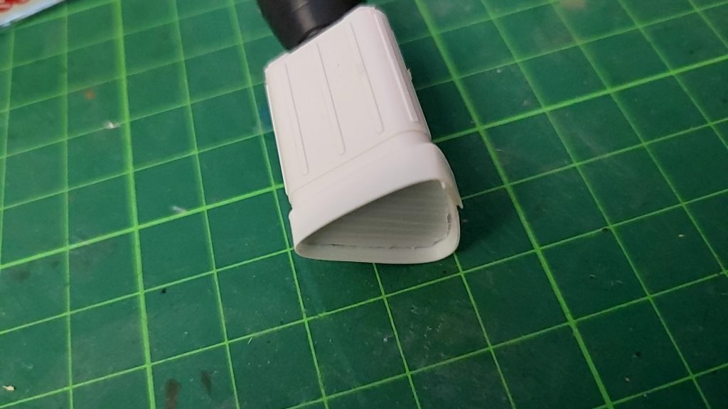 イフリート系のミサイルでエルメスのスラスターを再現