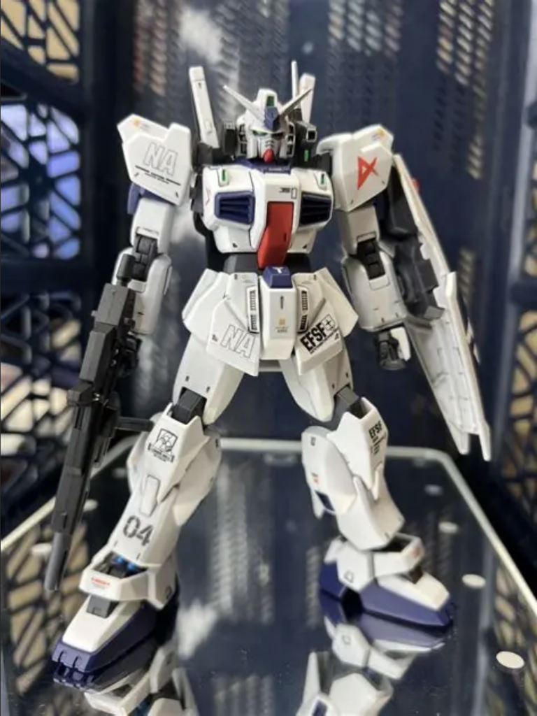 ガンダムMk-Ⅱ改  アムロ搭乗機 ver.UC0098–2枚目/制作者：真樹京介