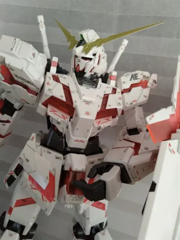 メガサイズ　ユニコーンガンダム
