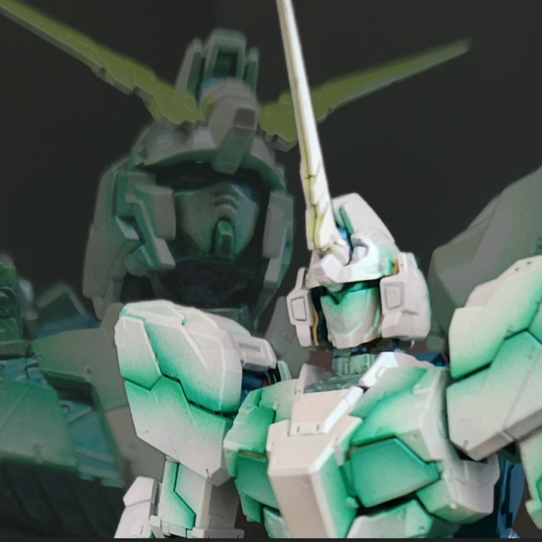 覚醒ユニコーンガンダム(ユニコーンモード)