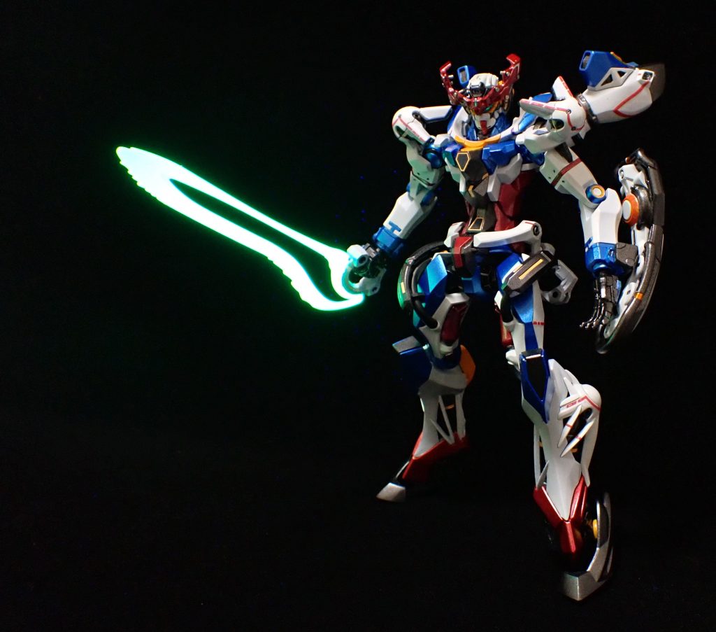 ビームサーベルは蛍光グリーンで塗装。