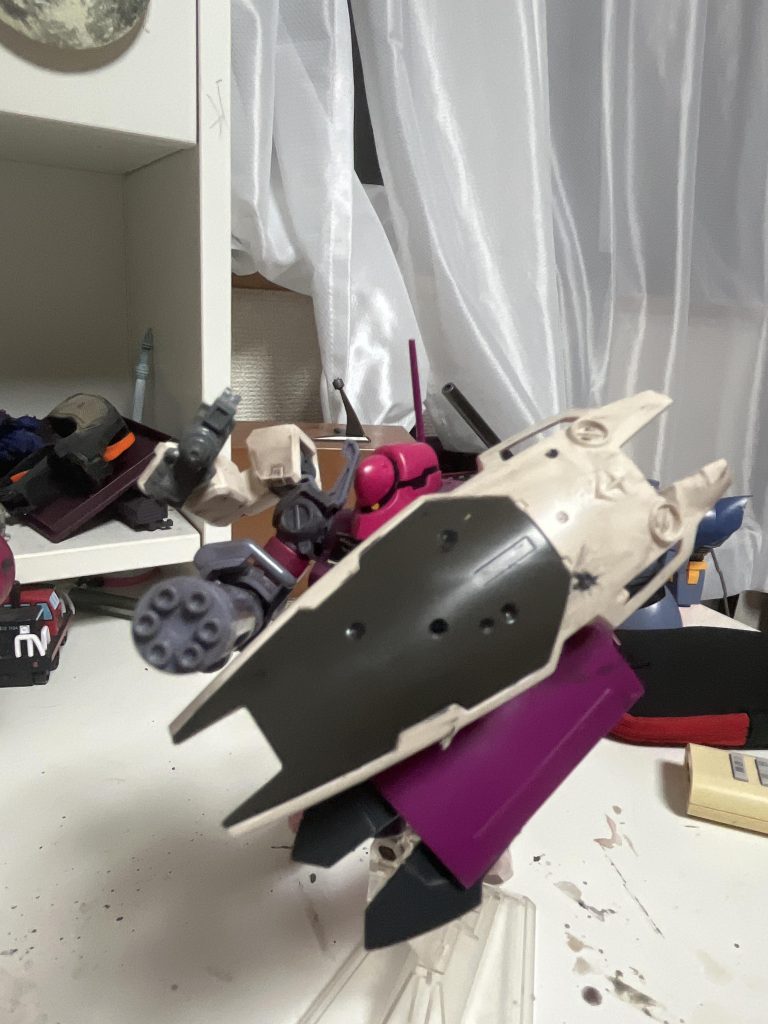 シールドとライフル（カスタム）はそのままに推進用のボールのパーツを外してつけました