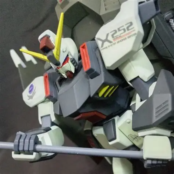 HG フォビドゥンガンダム