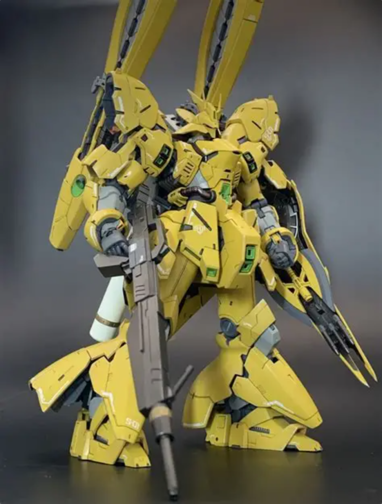 ロングレンジライフルを持たせたかったのですが、手元にキットがなかったため、初のフルスクラッチを敢行。なんとか形になったので満足😊