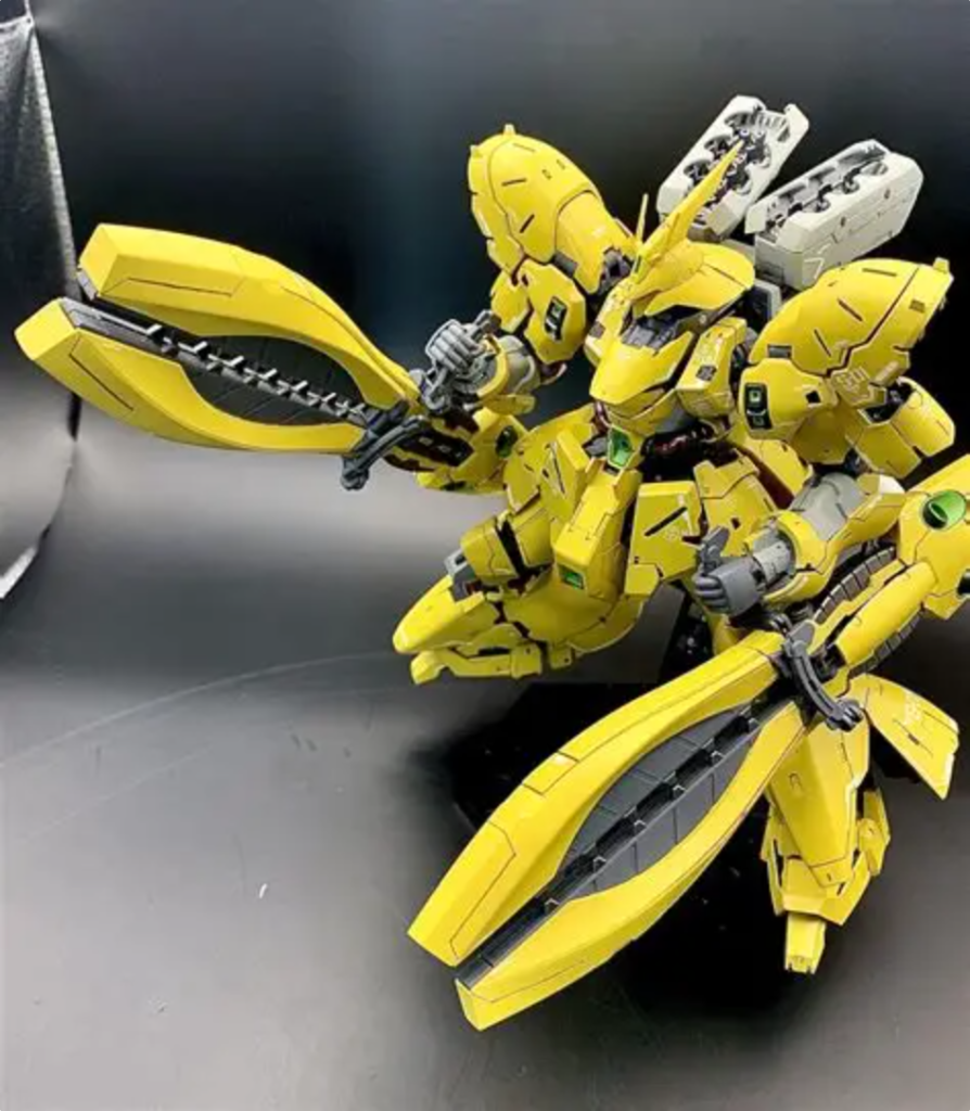 ダブルホーンファンネルをもたせて。ポージングしづれぇ！かっこいいけど写真に納めづれぇ！加減しろ莫迦！