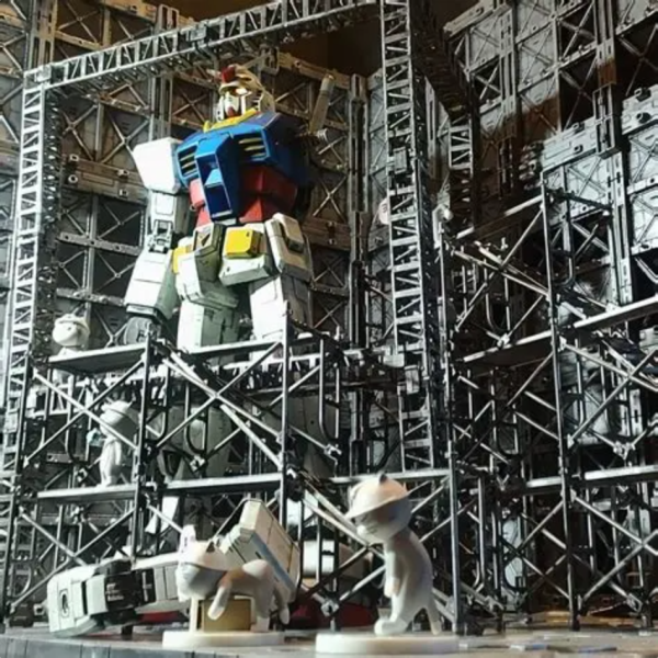 1/48ガンダムと基地