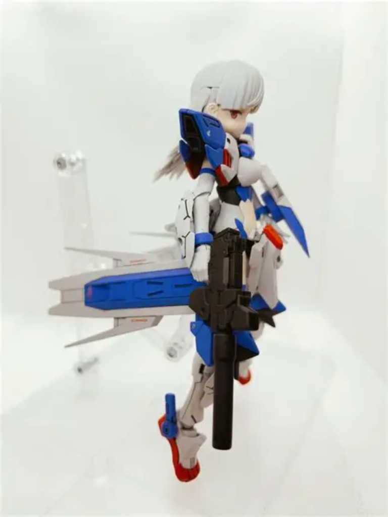 胸部は30mmアチェルビーと交換。