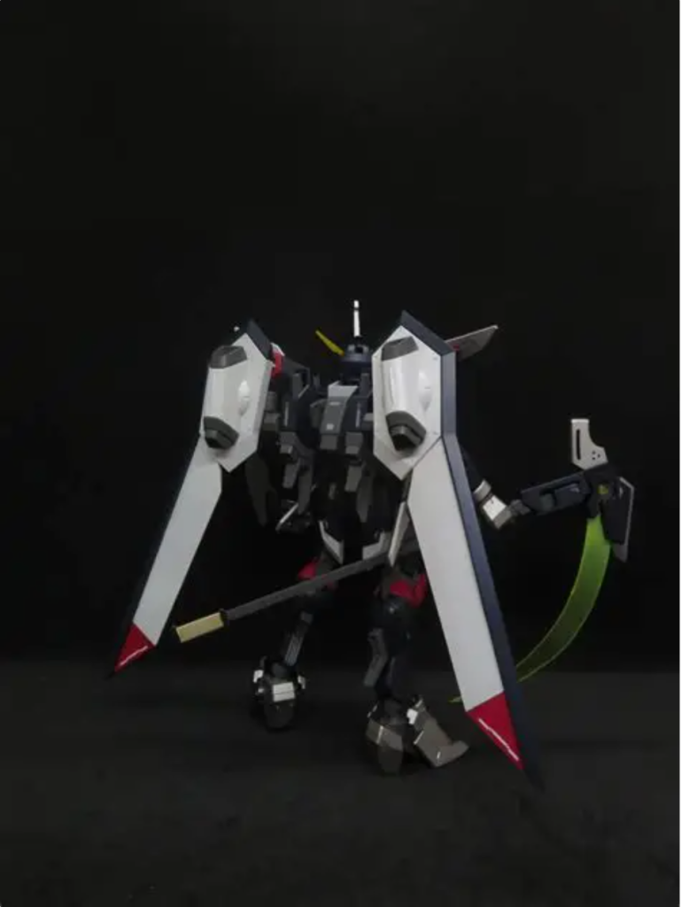 特殊機能：ミラージュコロイド・ステルスミラージュコロイドを用いた電磁光学迷彩技術の一種、ガス状のコロイドを磁場によって物体表面に定着させる事で使用される。展開した際は、あらゆる可視光線や電磁波は機体の後方に屈曲されるとしており、電磁的・光学的にほぼ完璧な迷彩を施すことが可能である。疑似人格コンピューター[B.D.]F90と同じように、プロセッサ上に疑似人格知識ベースを構成してプログラミングされた機体OS。本機には戦闘プログラムTYPE 