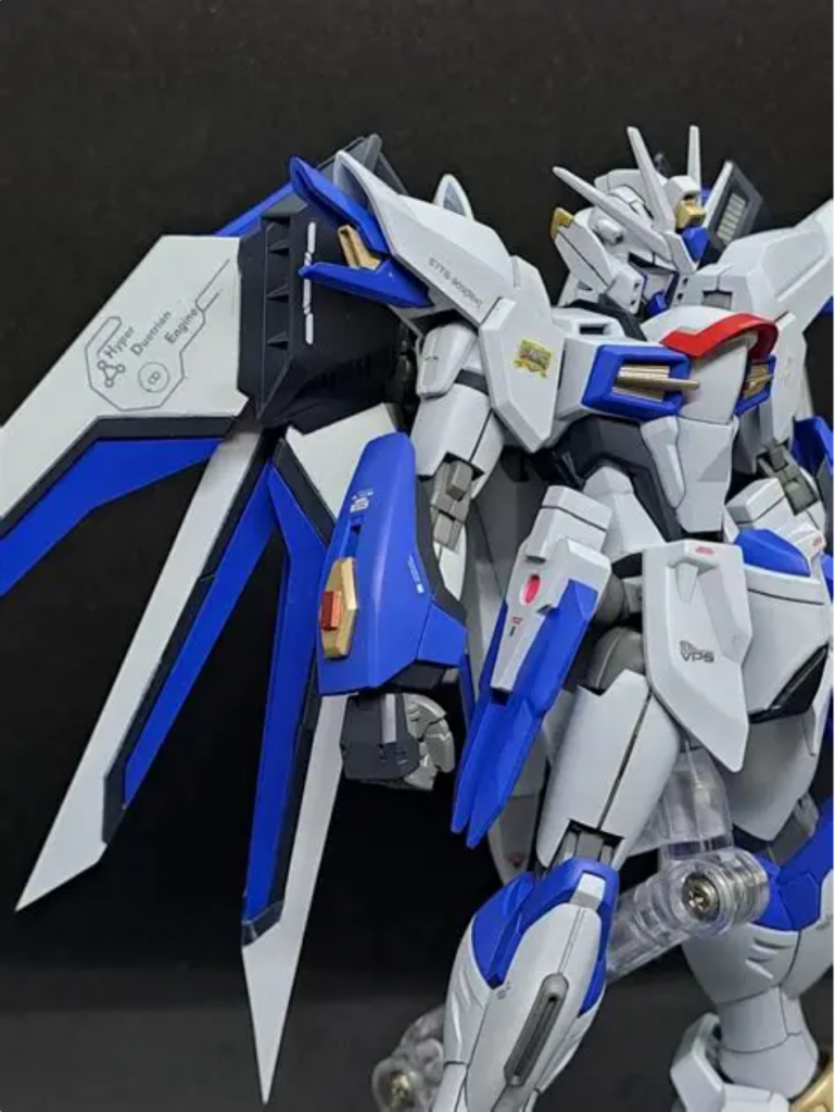 ハイパーデュートリオンエンジン搭載機になったので相応のマークを。