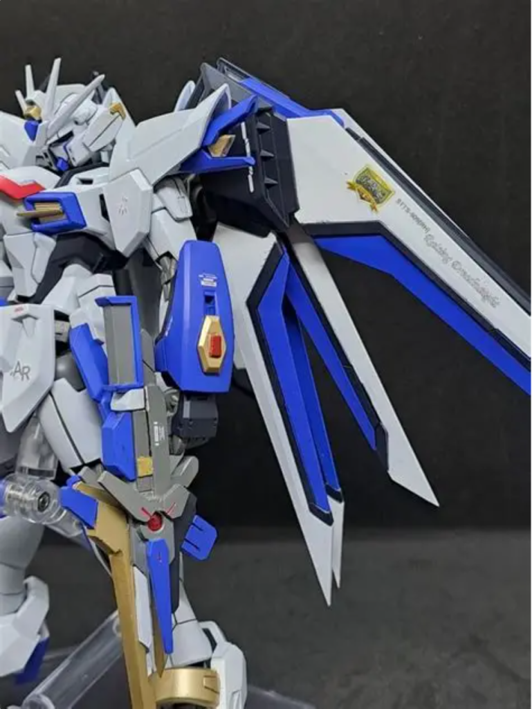 それとStrikerSの機動六課やスターズ分隊のマークも。