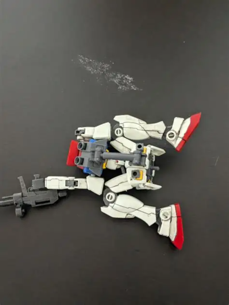 ＲＸ-78飛行モードＡ.Ｂ–6枚目/制作者：iinesisugitanokana