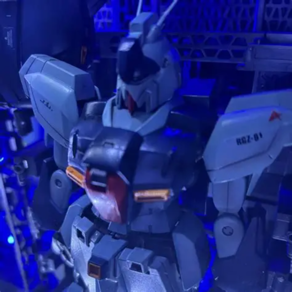 「情けないモビルスーツと戦って勝つ意味があるのか」