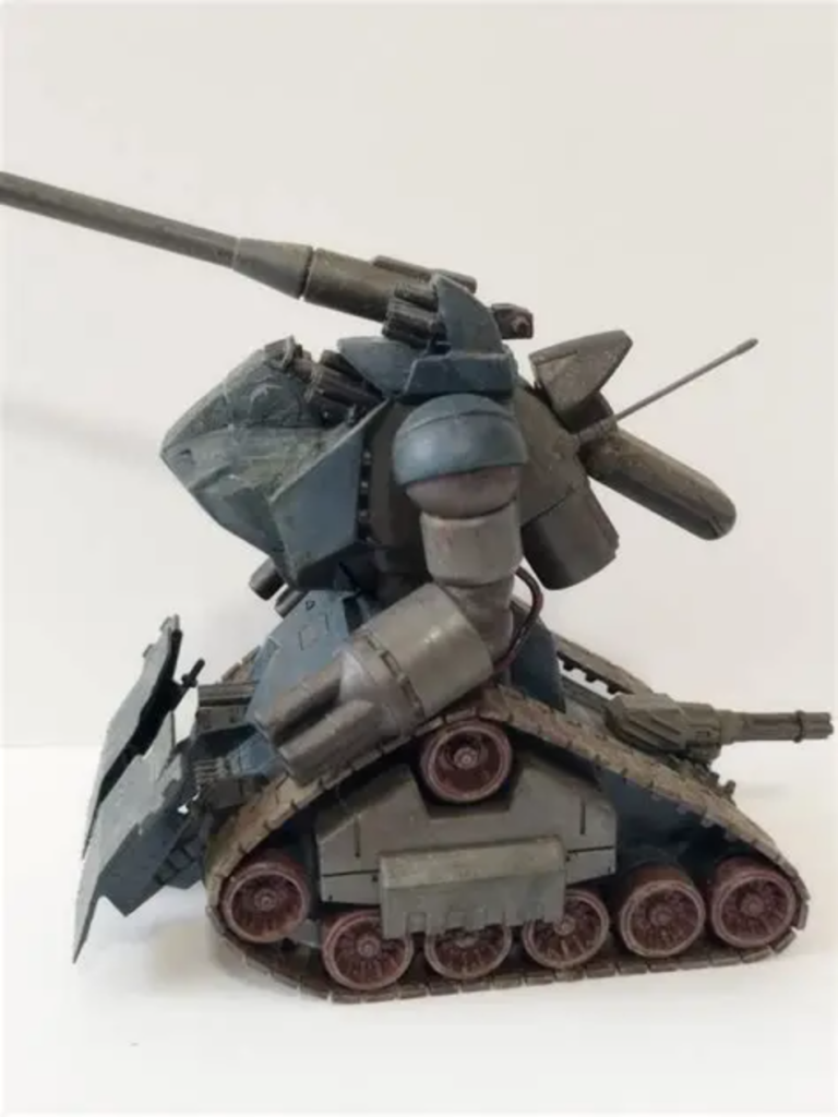 主砲への動力パイプが外れていたため接着して再撮影！